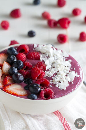 Berry Coconut Smoothie Bowl