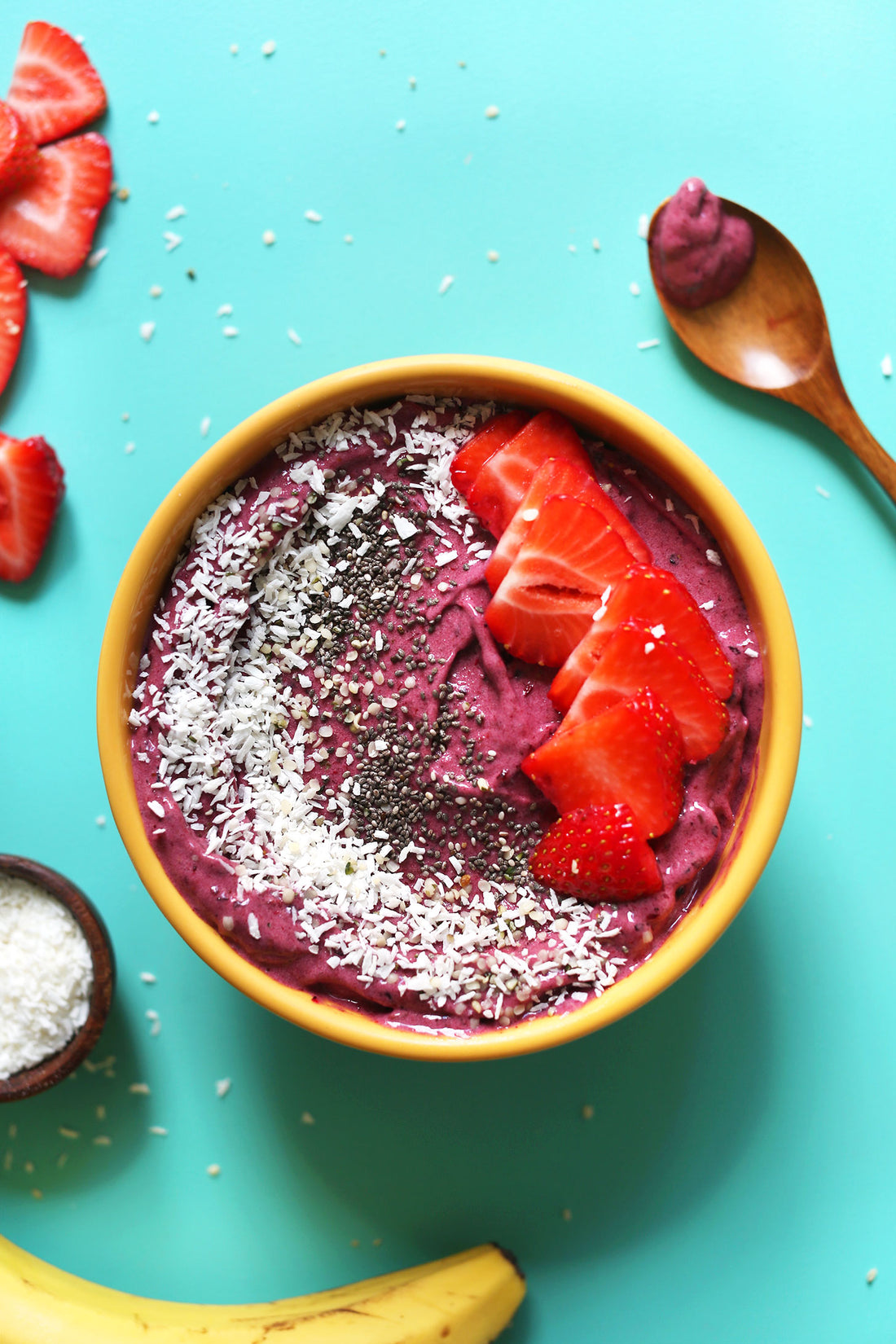 Berry Basic Smoothie Bowl